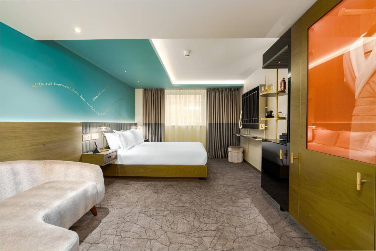 Middle Eight - Covent Garden - Preferred Hotels And Resorts London Ngoại thất bức ảnh A room at the hotel